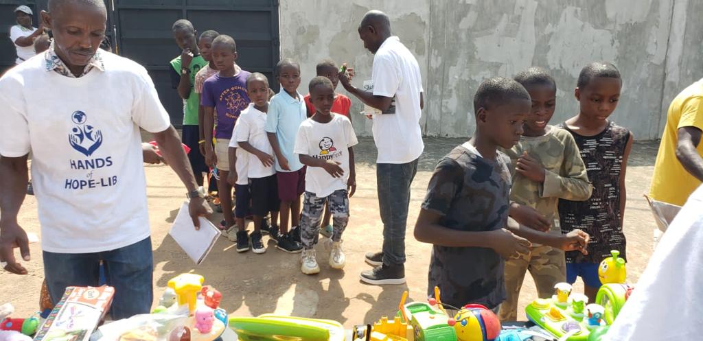 Liberia: HANDS OF HOPE-LIB UNDERTAKES ANNUAL CHARITY PROGRAM - Vimarsana News