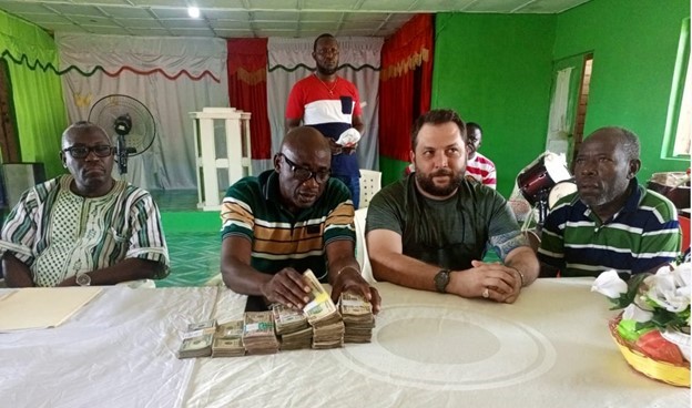 Liberia: Bea Mountain Ditches Out US$50k Micro Loan to Citizens of Kinjor - Vimarsana News