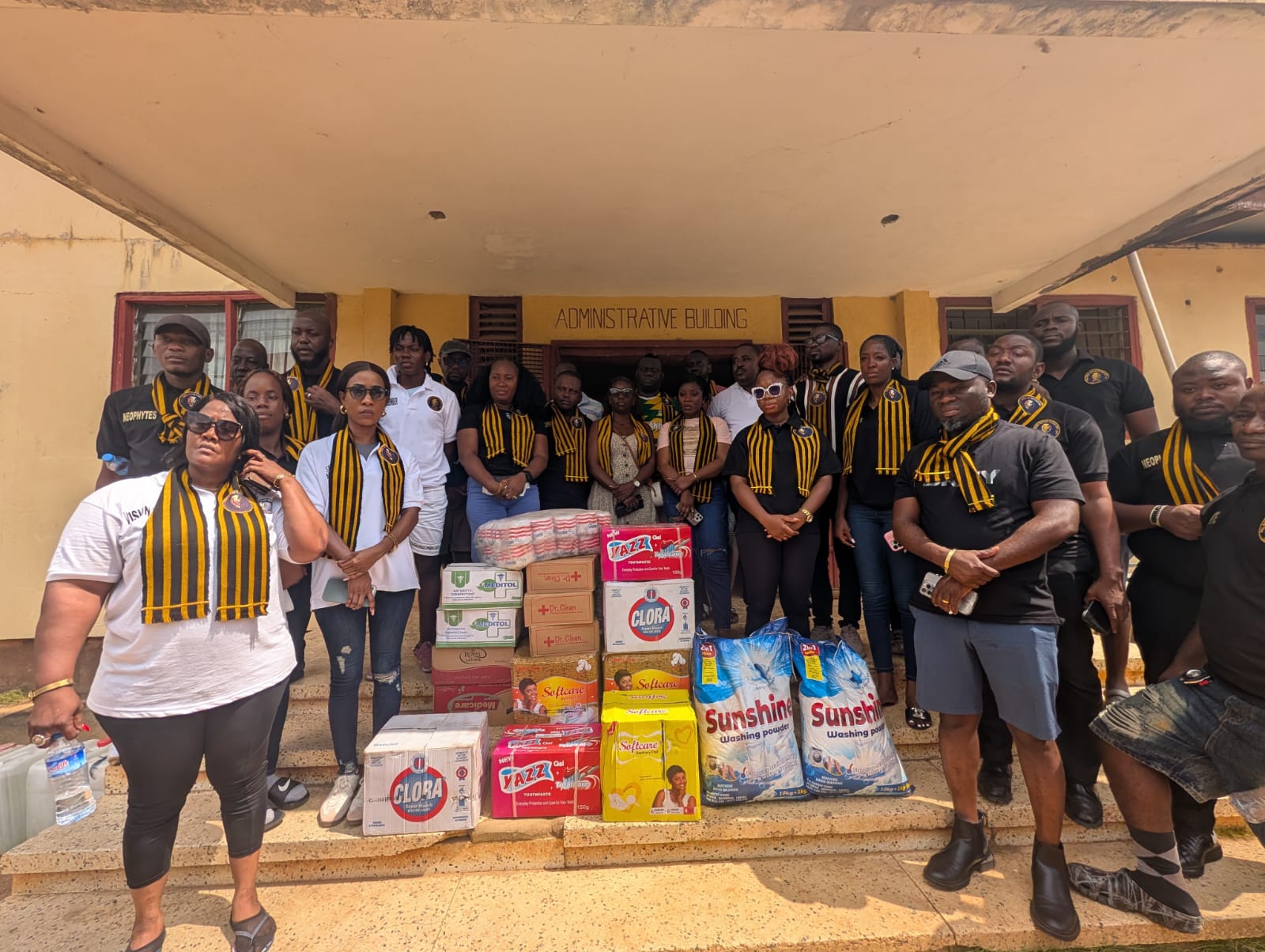 Noble Second Floor Donates Liberia: Assorted Items to National Palace of Corrections in Zwedru During 6th Annual Retreat