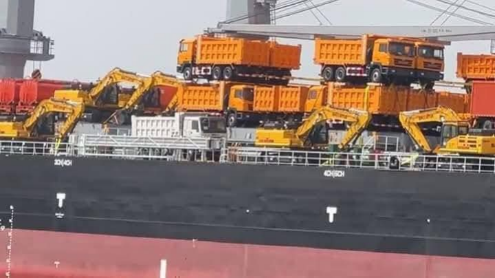 ⁠137 ‘Yellow Machines’ Dock at Freeport as Boakai Administration Faces High-Stakes Road Reform Test