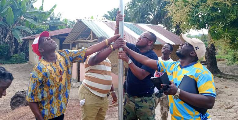 Liberia: Deputy Minister Bill McGill Jones Brings Solar Powered Relief to VI Community in Gbarnga