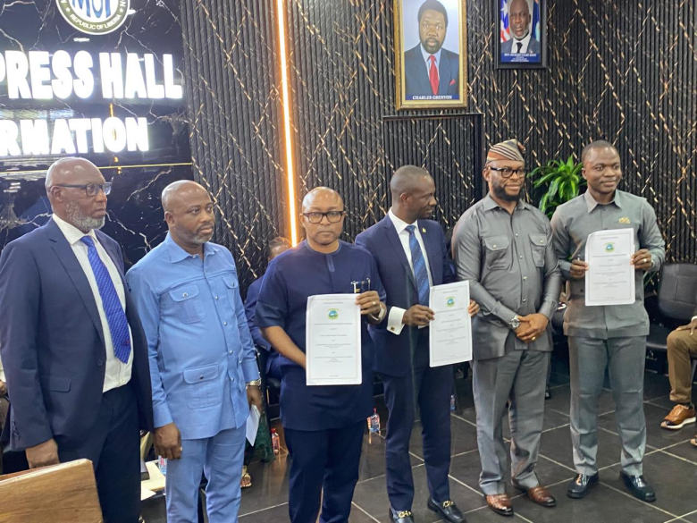 Liberia: CSA, NICOL, International Bank Sign Landmark Vehicle Insurance Credit Scheme For Government Workers