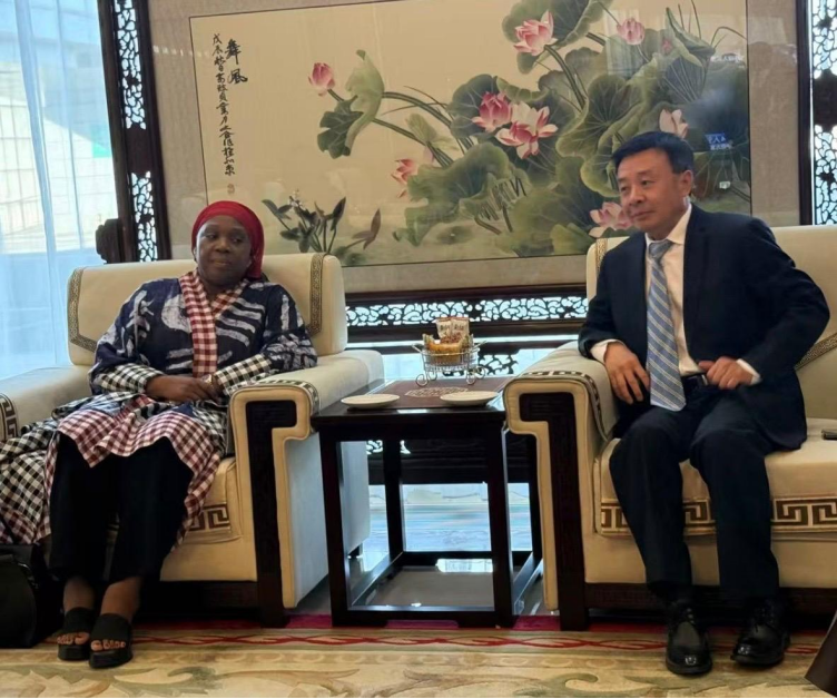 Liberia: Chinese Foreign Minister Wang Yi invites his Liberian counterpart, Beysolow-Nyanti, to China