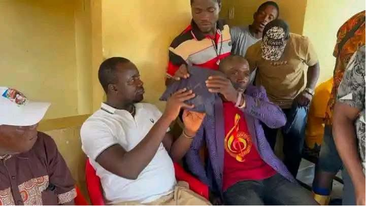 Liberia: Rep. Fahnbulleh Donates Raincoats to Over 1500 Motorcyclists in District Seven
