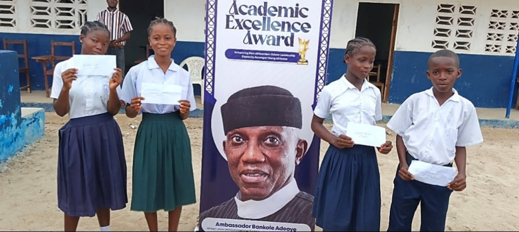 4 Students Honored With Amb. Bankole Adeoye Academic Excellence Awards