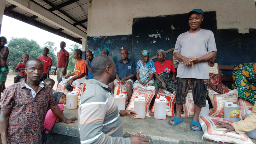 Liberia: Nuku Reeves Touches Untold Lives Foundation showers Bassa with Independence blessings