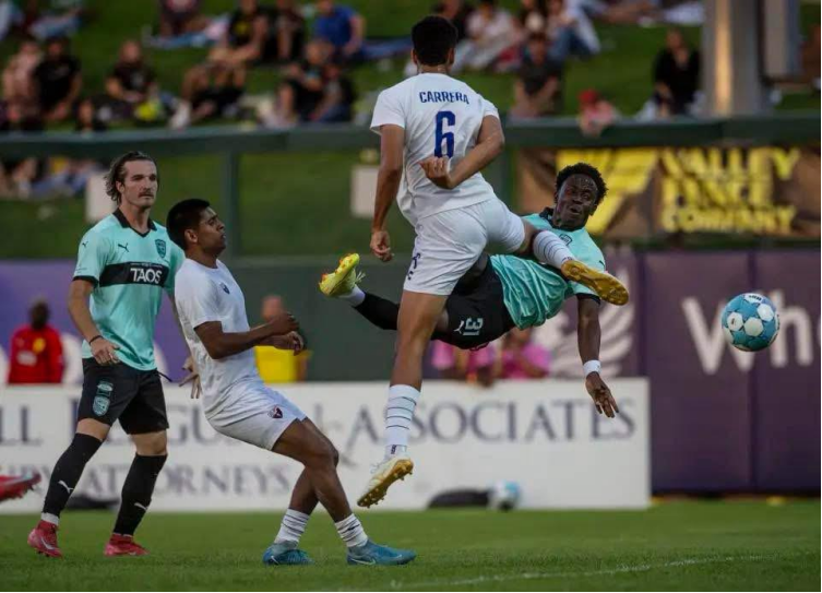 Liberian Forwards Shine Abroad: Mohammed Kamara, Joseph Melto Quiah Score for New Clubs